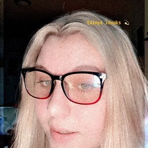 Meet your Posher, Tainya